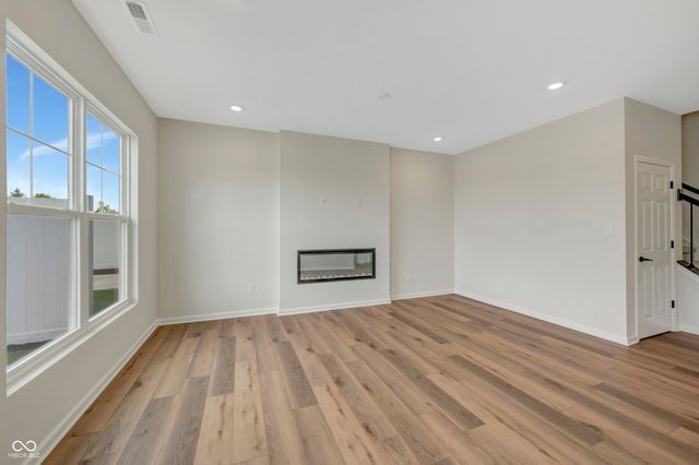 11282 Hobbsbrook Drive, Noblesville, IN 46060