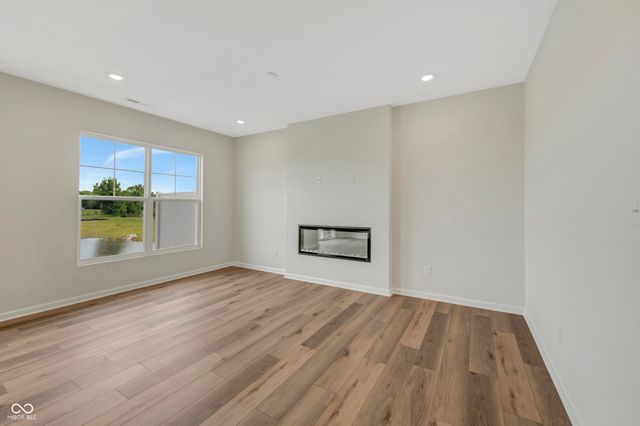 11282 Hobbsbrook Drive, Noblesville, IN 46060