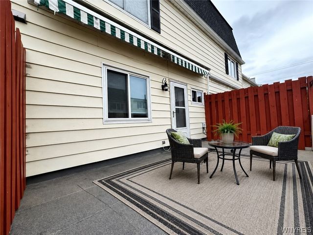 26 Stoneledge Court, Amherst, NY 14221