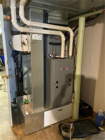 3298 SE Taos Road, Faucett, MO 64448