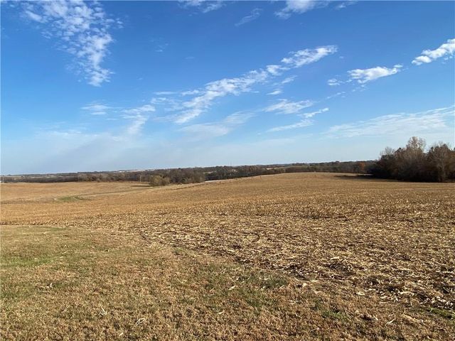 3298 SE Taos Road, Faucett, MO 64448