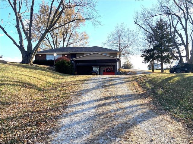 3298 SE Taos Road, Faucett, MO 64448