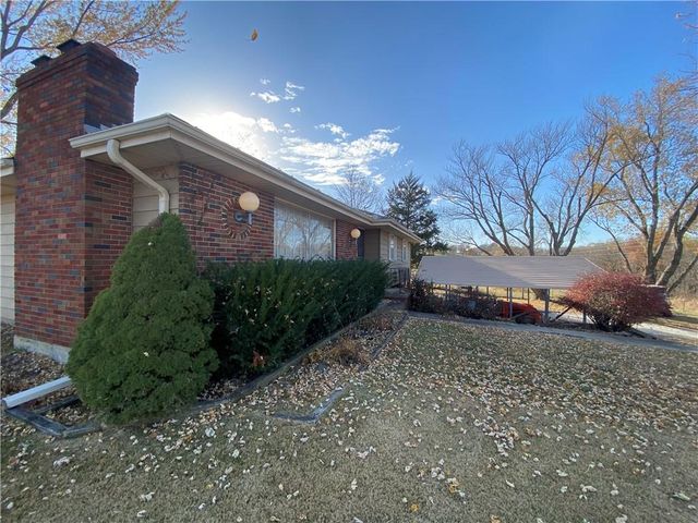 3298 SE Taos Road, Faucett, MO 64448