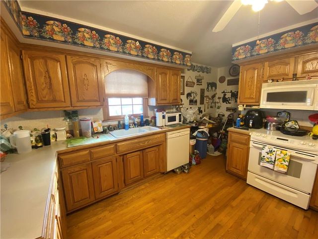 3298 SE Taos Road, Faucett, MO 64448