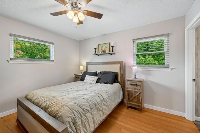 145 Greens Lake Circle, Rossville, GA 30741