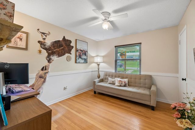 145 Greens Lake Circle, Rossville, GA 30741