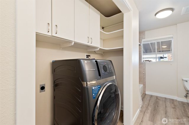 24228 47th Avenue SE, Woodinville, WA 98072