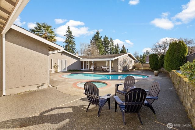 24228 47th Avenue SE, Woodinville, WA 98072