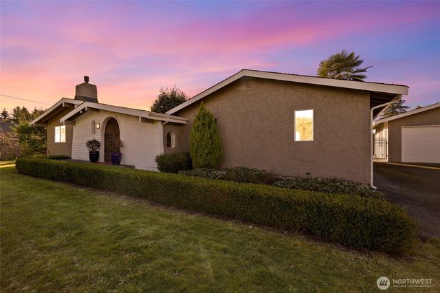 24228 47th Avenue SE, Woodinville, WA 98072