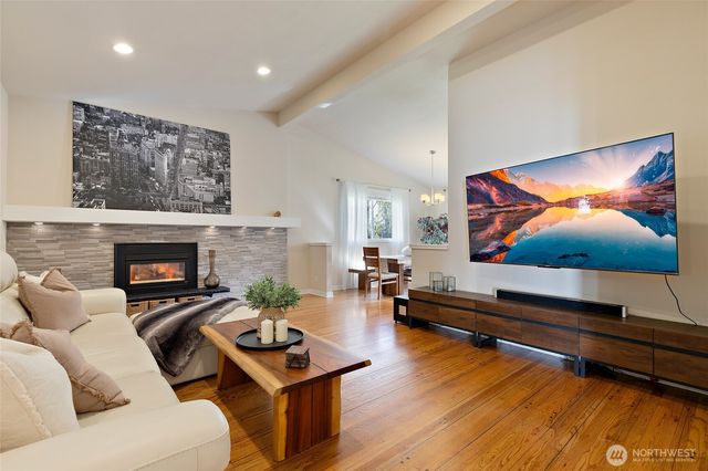 24228 47th Avenue SE, Woodinville, WA 98072