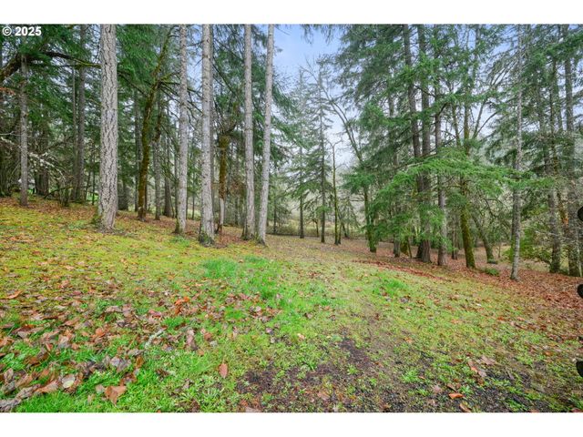 28198 BRIGGS HILL Rd, Eugene, OR 97405