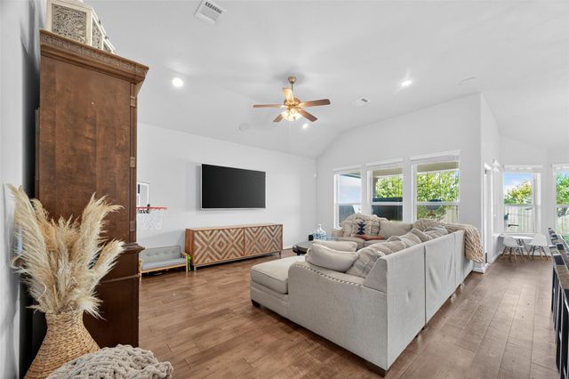 4821 La Piedra, League City, TX 77573