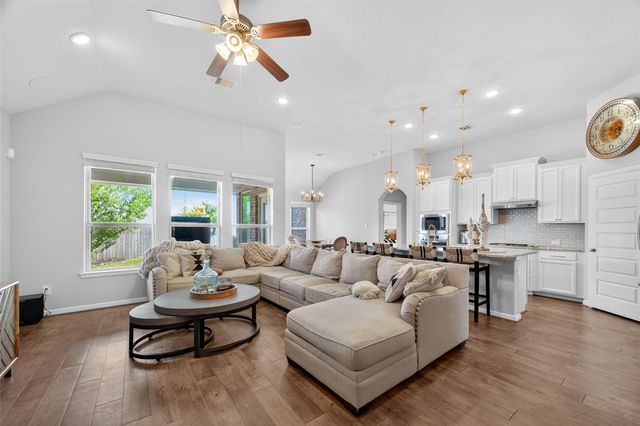 4821 La Piedra, League City, TX 77573