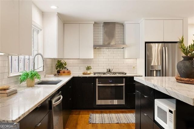 176 E Parkwood Road, Decatur, GA 30030