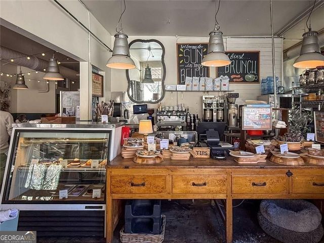 176 E Parkwood Road, Decatur, GA 30030