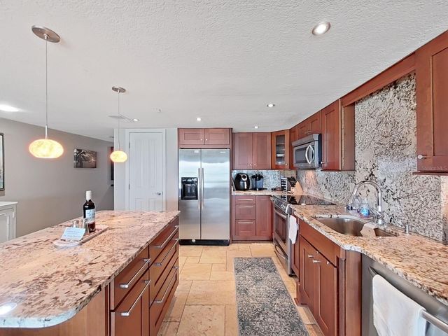 19440 GULF BOULEVARD 104, Indian Shores, FL 33785