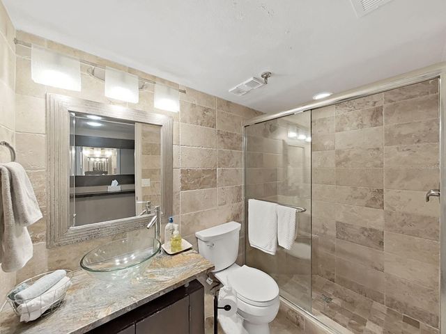19440 GULF BOULEVARD 104, Indian Shores, FL 33785