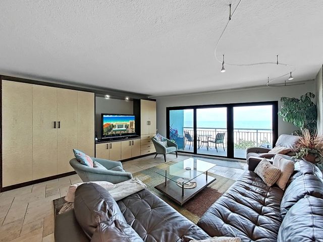 19440 GULF BOULEVARD 104, Indian Shores, FL 33785