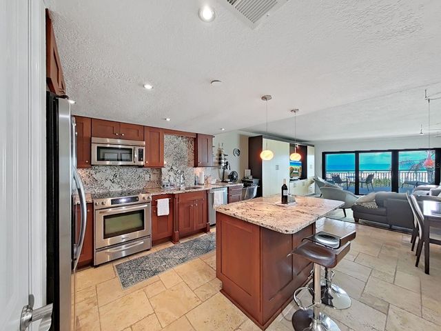 19440 GULF BOULEVARD 104, Indian Shores, FL 33785
