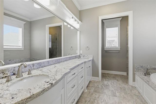 2534 South Point Drive, Lake Charles, LA 70605