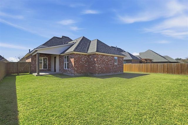 2534 South Point Drive, Lake Charles, LA 70605