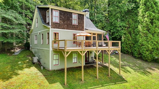 105 Evergreen Road, Hiawassee, GA 30546