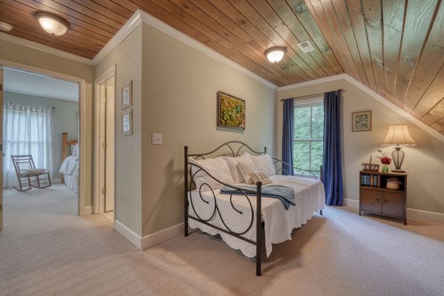 105 Evergreen Road, Hiawassee, GA 30546