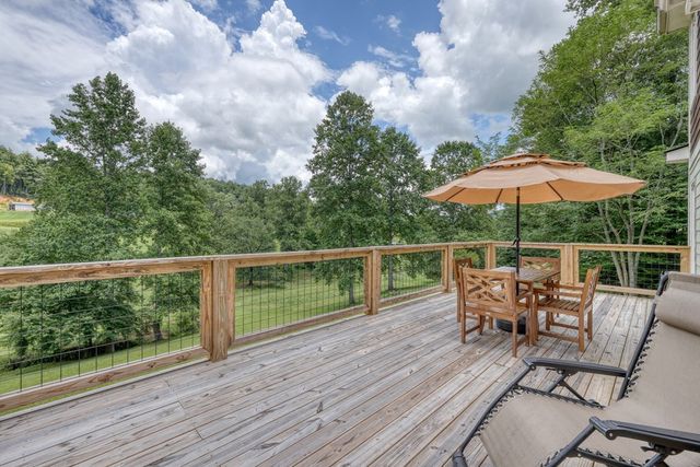 105 Evergreen Road, Hiawassee, GA 30546