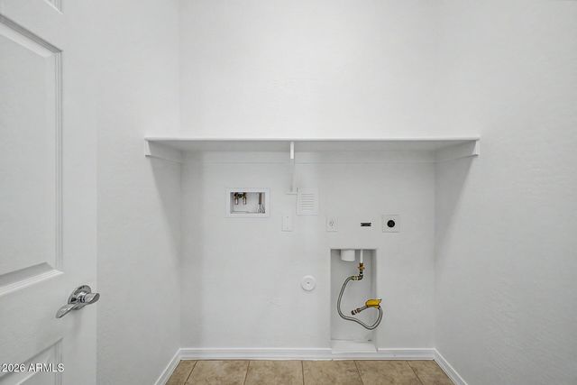 5656 N 87TH Drive, Glendale, AZ 85305