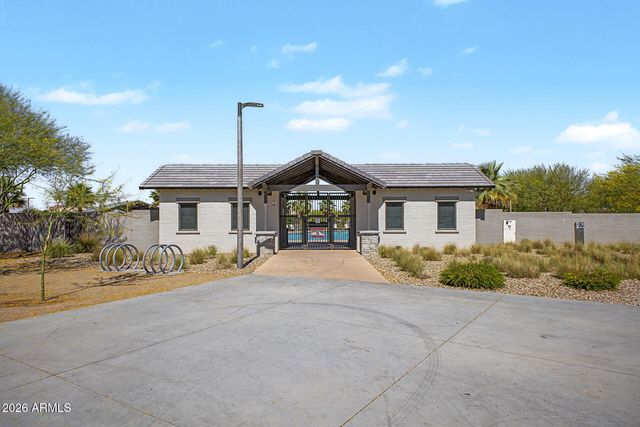 5656 N 87TH Drive, Glendale, AZ 85305