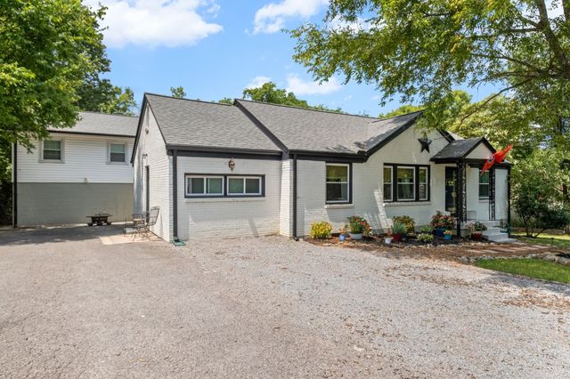 4907 Log Cabin Rd, Nashville, TN 37216