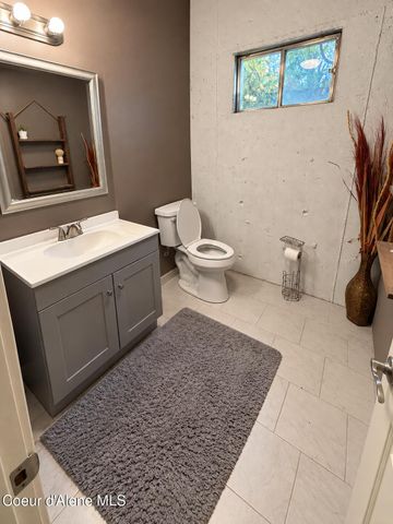 2810 W Masters DR, Coeur D'alene, ID 83815