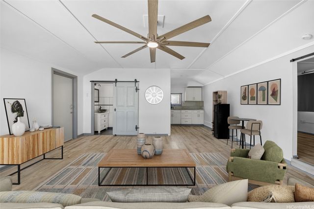 185 Ulupa Street, Kailua, HI 96734