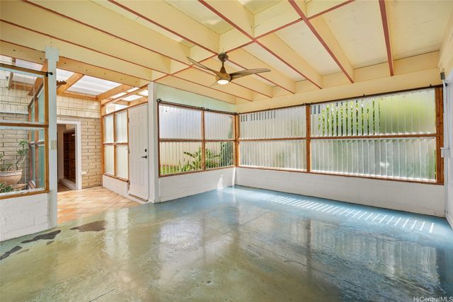 185 Ulupa Street, Kailua, HI 96734
