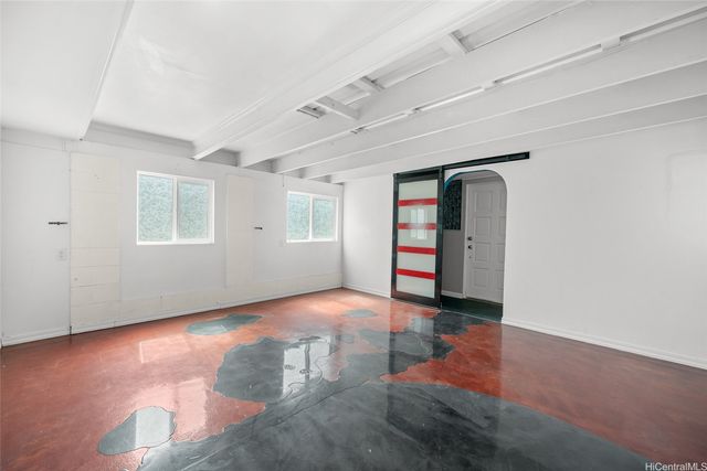 185 Ulupa Street, Kailua, HI 96734