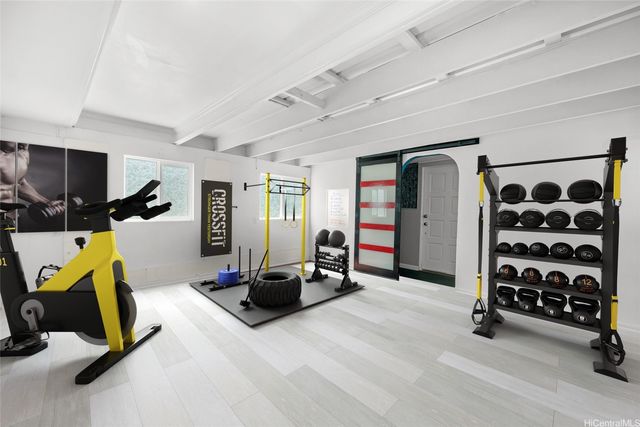 185 Ulupa Street, Kailua, HI 96734