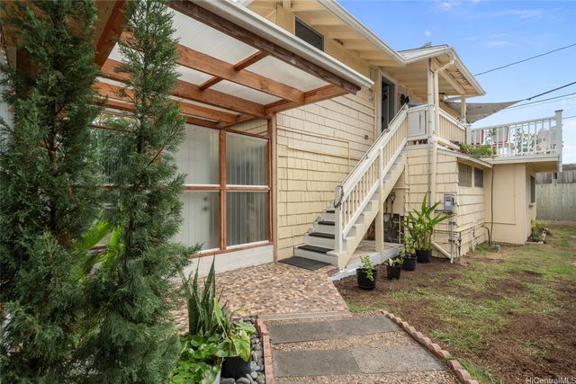 185 Ulupa Street, Kailua, HI 96734