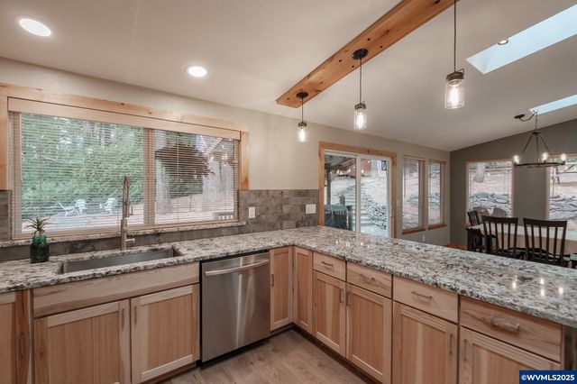 23508 Lewis Dr, Philomath, OR 97370