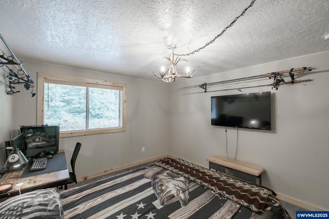 23508 Lewis Dr, Philomath, OR 97370