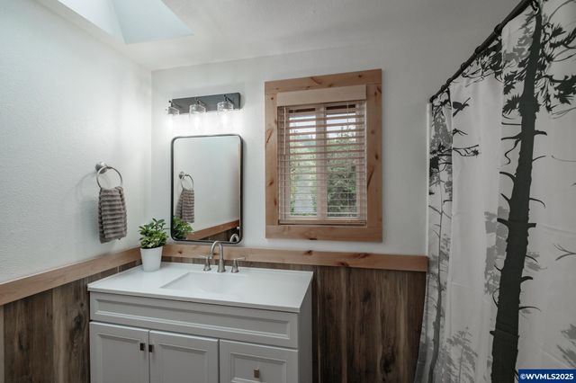 23508 Lewis Dr, Philomath, OR 97370