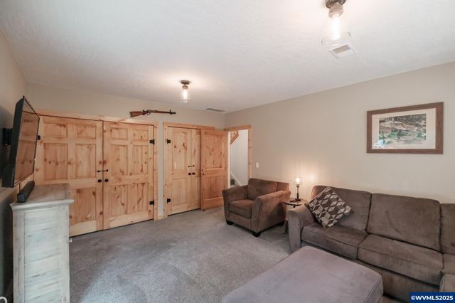 23508 Lewis Dr, Philomath, OR 97370