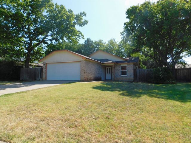 404 Pace Drive, Denton, TX 76209
