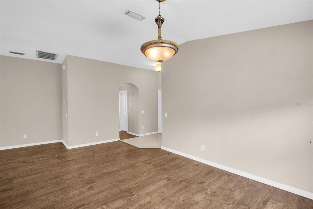 Image 23 of property listing at 12415 RUSTIC VIEW COURT, Tampa, FL 33635