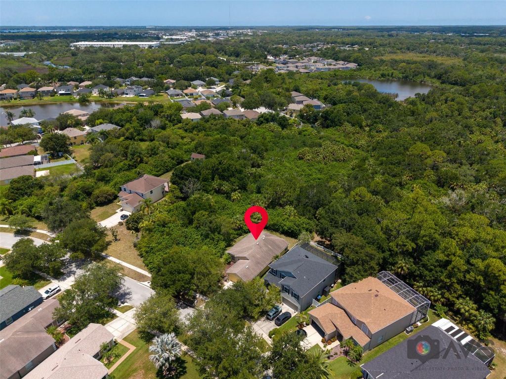 Image 60 of property listing at 12415 RUSTIC VIEW COURT, Tampa, FL 33635