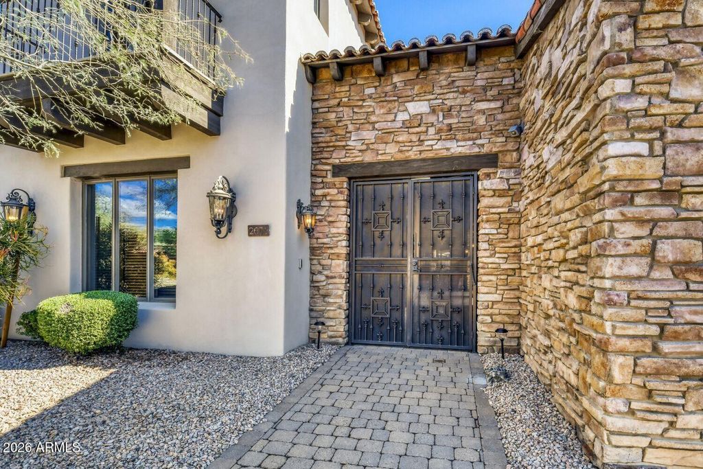 2671 S MOONLIGHT Drive, Gold Canyon, AZ 85118 — photo 2