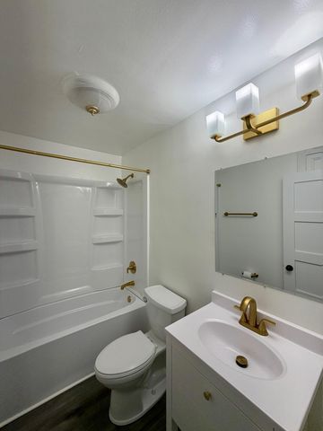 612 16th Street N, Moorhead, MN 56560