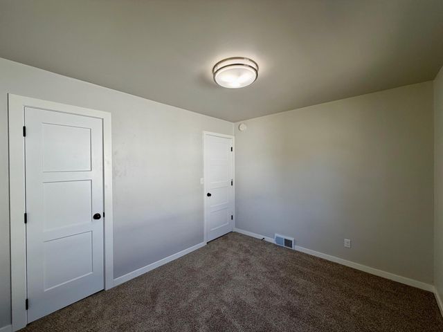 612 16th Street N, Moorhead, MN 56560