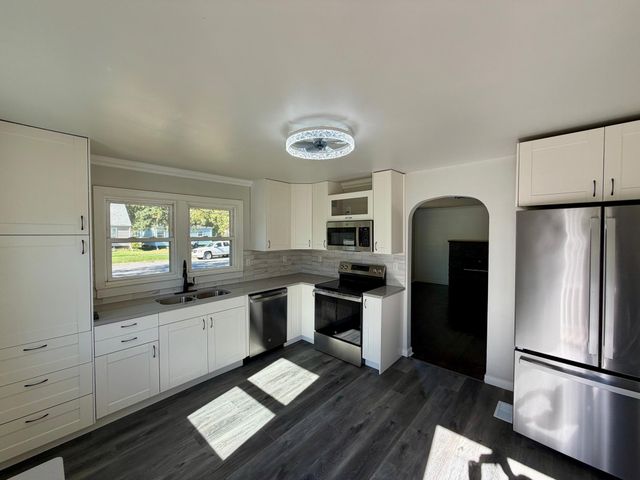 612 16th Street N, Moorhead, MN 56560