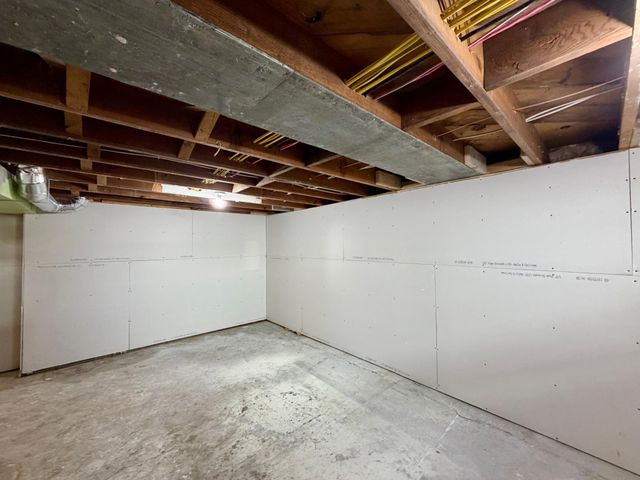 612 16th Street N, Moorhead, MN 56560