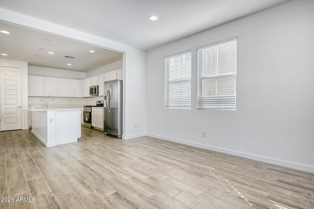 10144 E ULYSSES Avenue, Mesa, AZ 85212